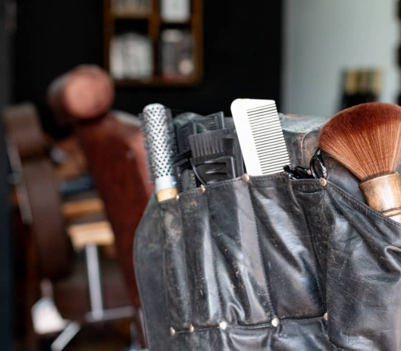 A set of haircutting tools